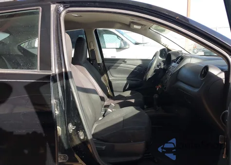 2016 Nissan Versa 1.6 S z USA, uszkodzony, nr VIN 3N1CN7AP9GL856450